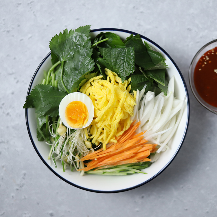 봄나물비빔국수 600g