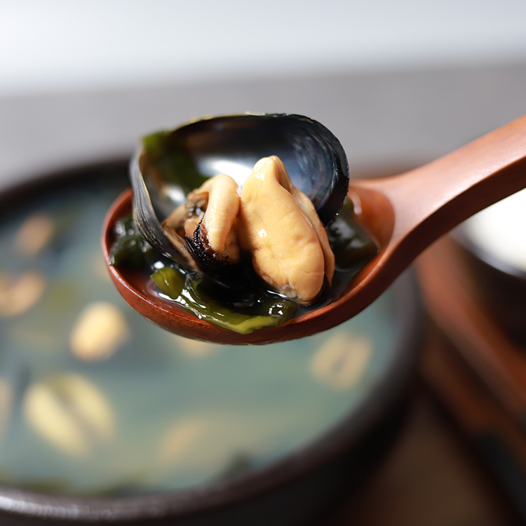 홍합미역국(냉동) 600g